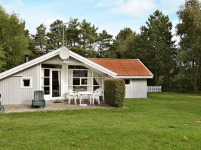 Quiet Holiday Home in Rodby near Sea in Kramnitse